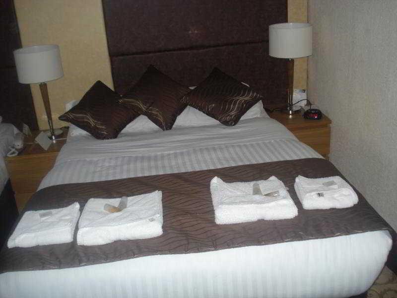 Windsor Hotel Нерн Екстер'єр фото